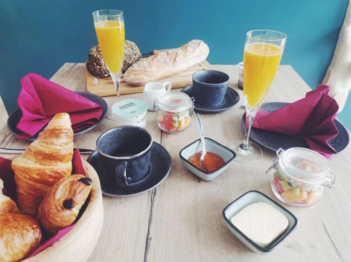 Les Marches L'Etang De La Tourne Bed & Breakfast エクステリア 写真